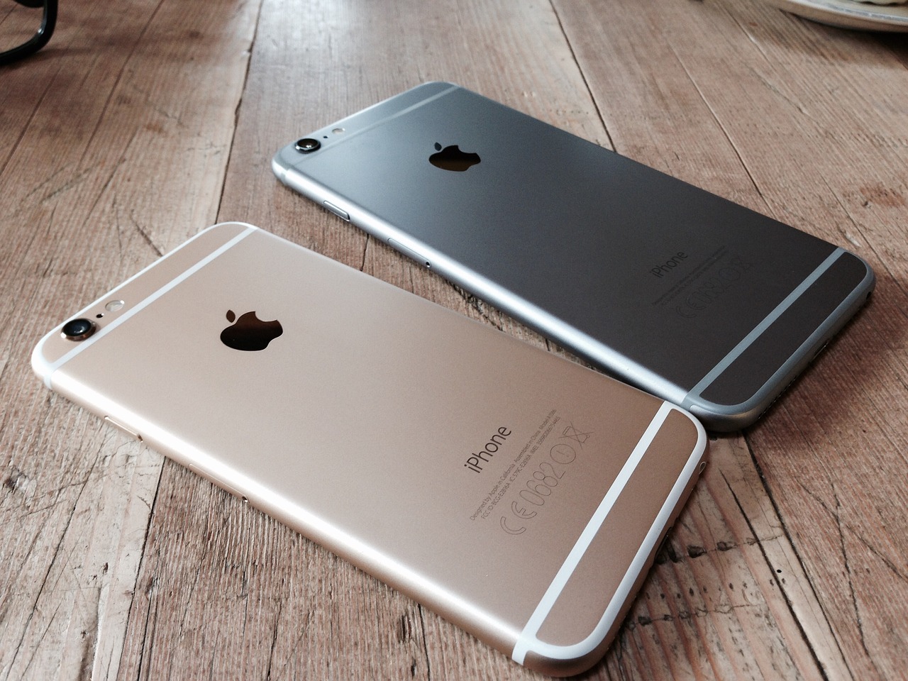 苹果可折叠iPhone，重塑未来的移动通信设备