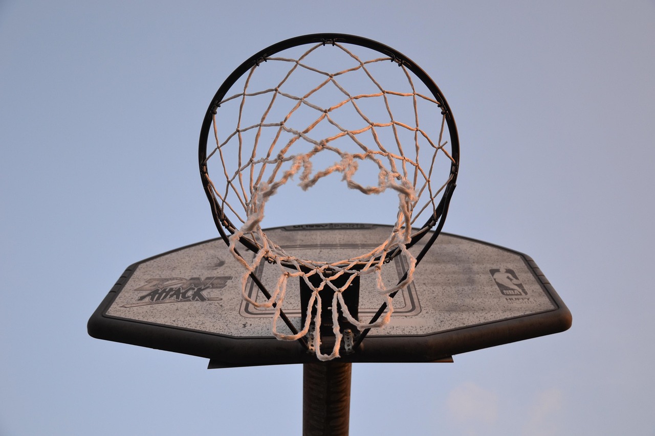 篮球智慧，解锁NBA胜负预测的秘密